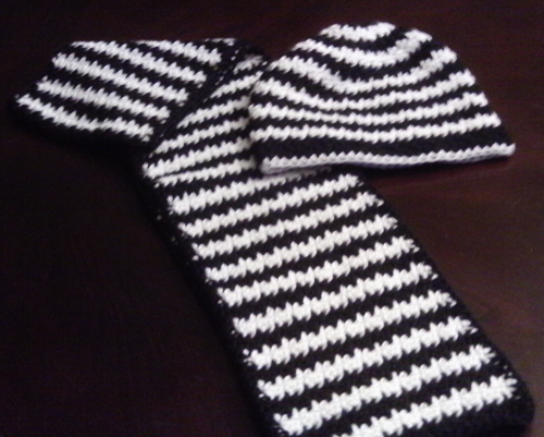 Houndstooth Scarf & Hat